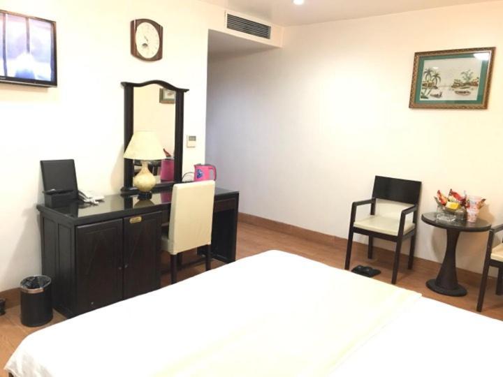 LakeSide 2 Hotel Nam Định Nhu Thuc Buitenkant foto