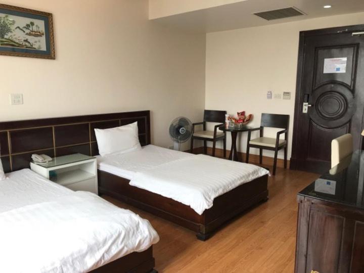 LakeSide 2 Hotel Nam Định Nhu Thuc Buitenkant foto